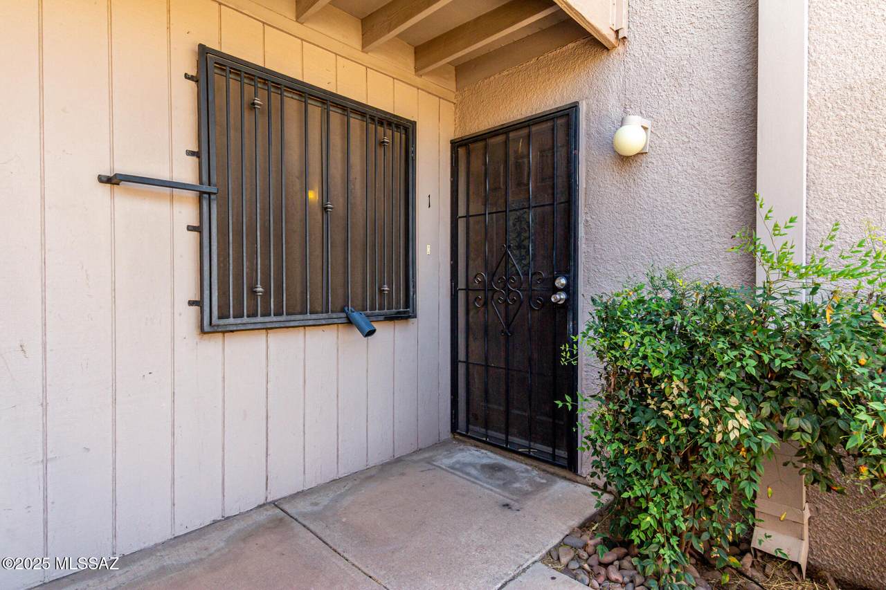 6635 Golf Links Road - Photo 1