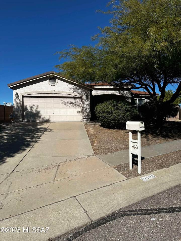 13735 Shadow Pines Lane - Photo 1