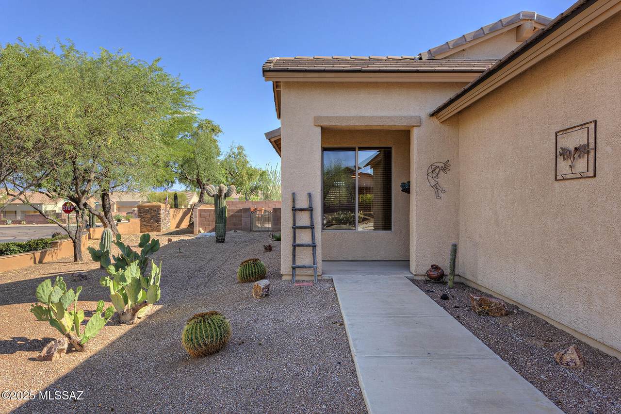 https://bt-photos.global.ssl.fastly.net/tucson/1280_boomver_1_22517834-2.jpg
