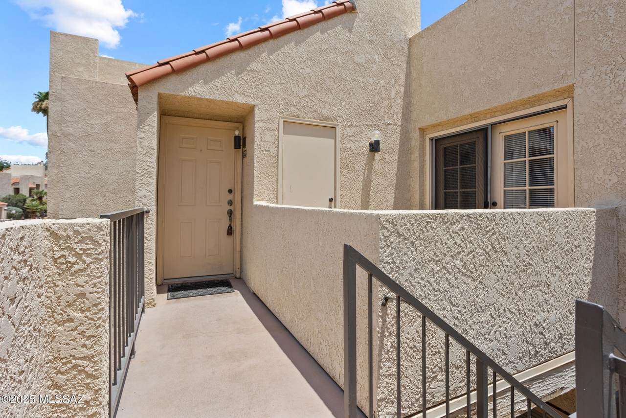 1200 River Road - Photo 1