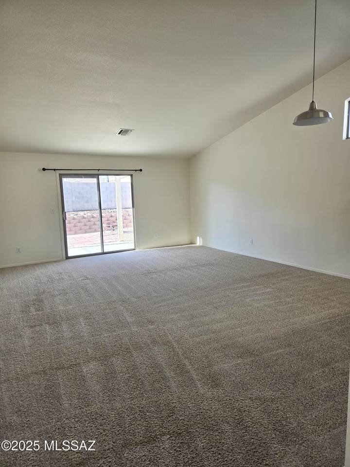 https://bt-photos.global.ssl.fastly.net/tucson/1280_boomver_1_22518206-2.jpg