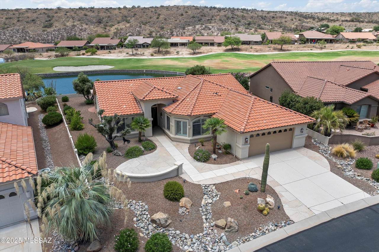 37814 Boulder Wind Drive - Photo 1