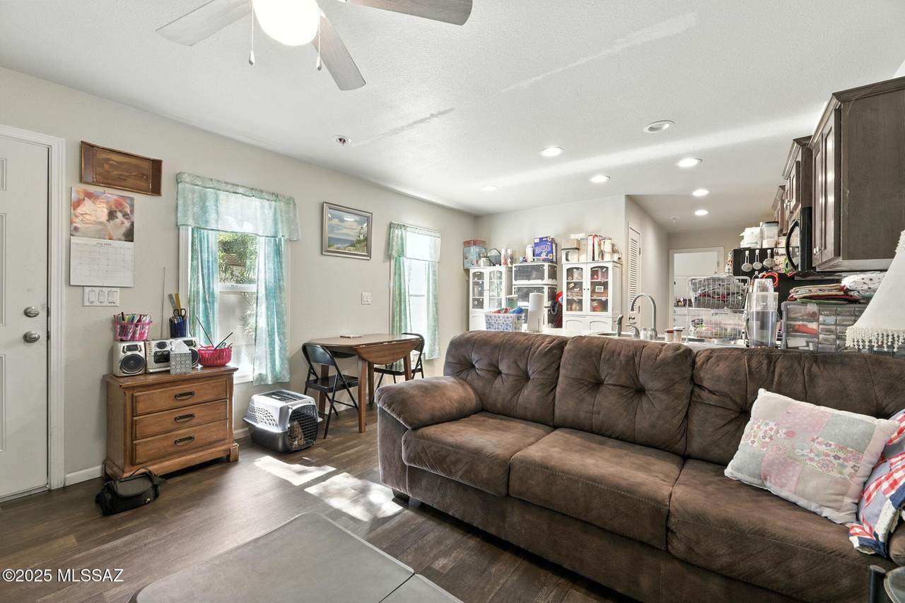 https://bt-photos.global.ssl.fastly.net/tucson/1280_boomver_1_22518503-2.jpg