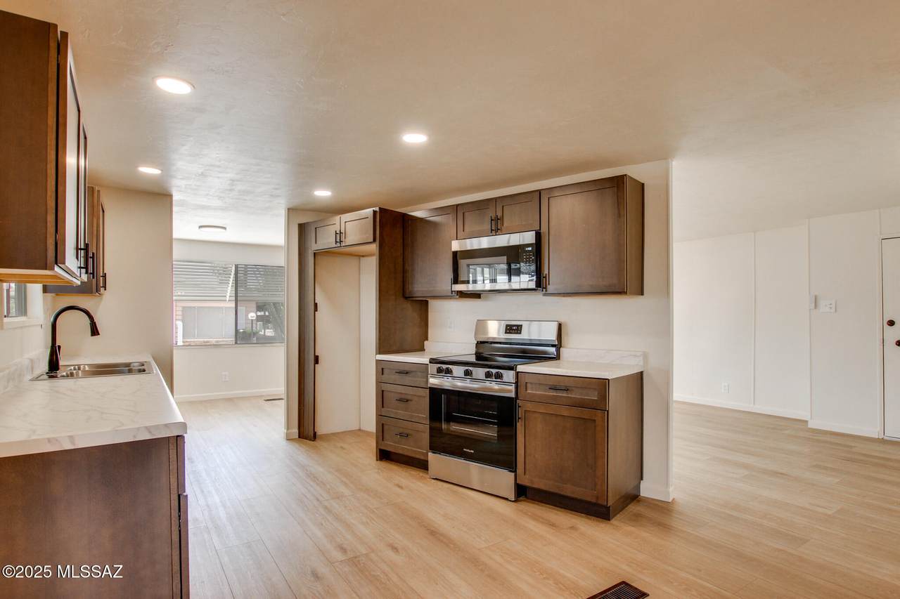 270 Pinon - Photo 1