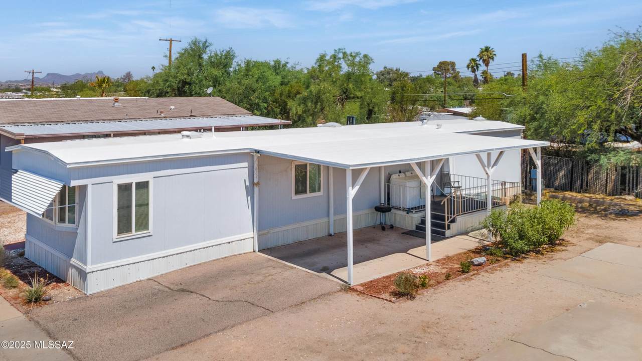 1924 Desert Broom Lane - Photo 1