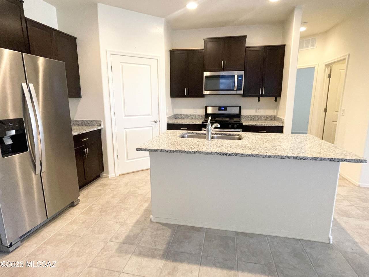 https://bt-photos.global.ssl.fastly.net/tucson/1280_boomver_1_22519060-2.jpg