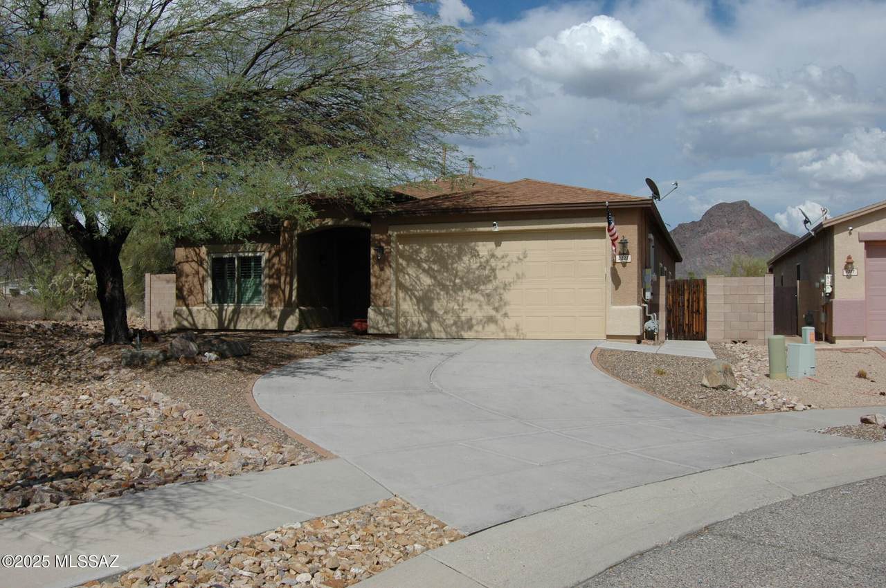 3223 Desert Echo Road - Photo 1