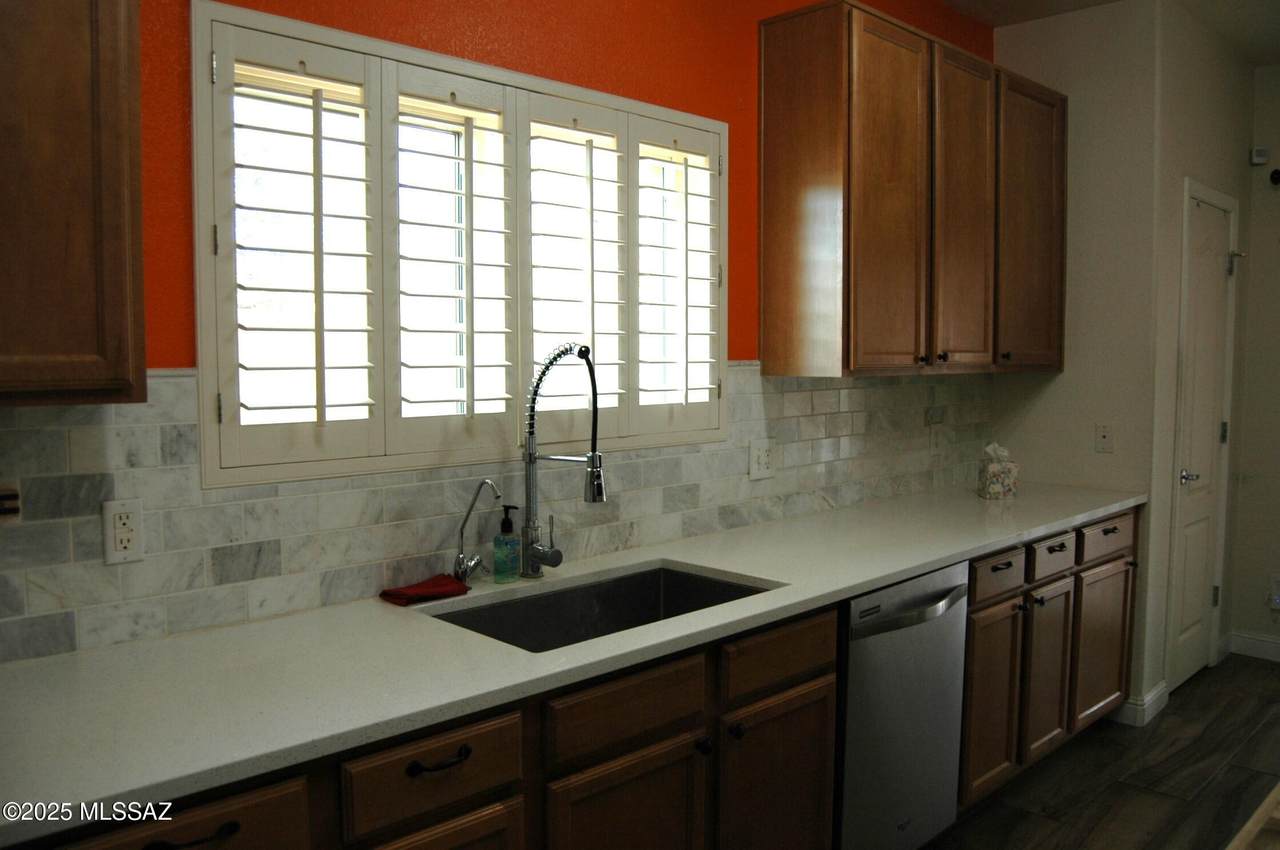 https://bt-photos.global.ssl.fastly.net/tucson/1280_boomver_1_22519118-2.jpg