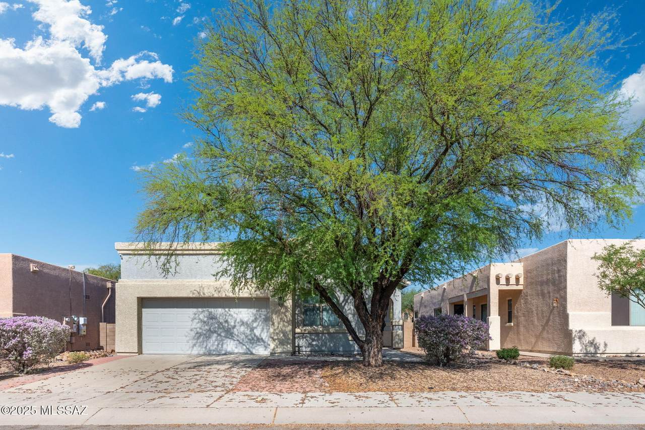 2221 Avenida Tabica - Photo 1