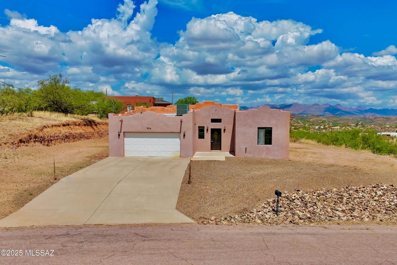 886 Oaxaca Court - Photo 1