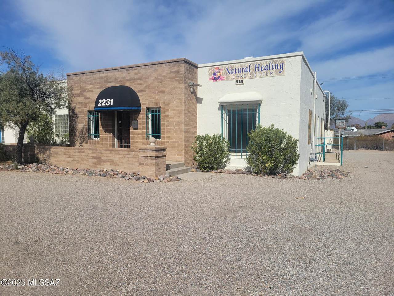 2231 Speedway Boulevard - Photo 1