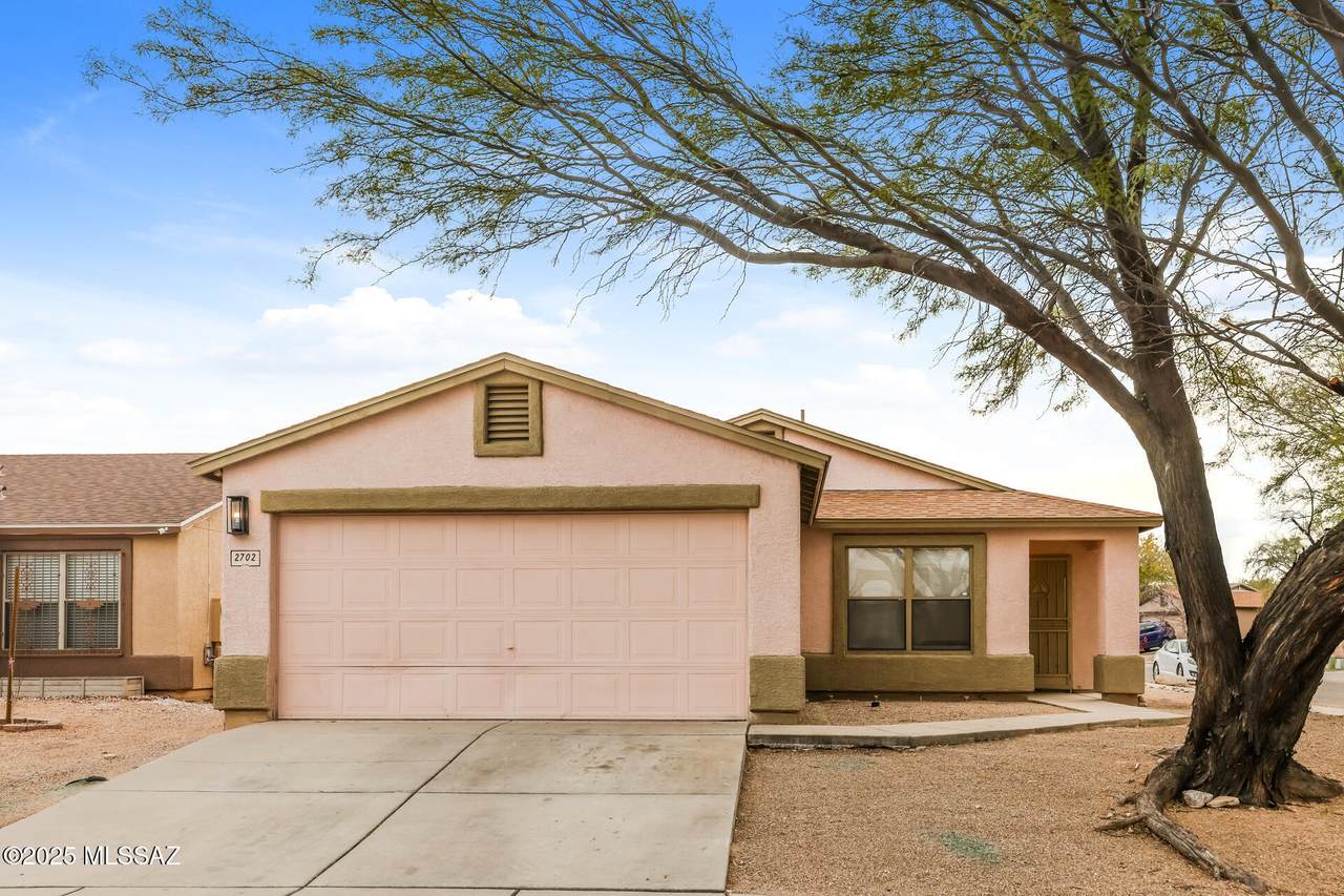 2702 Portobello Drive - Photo 1