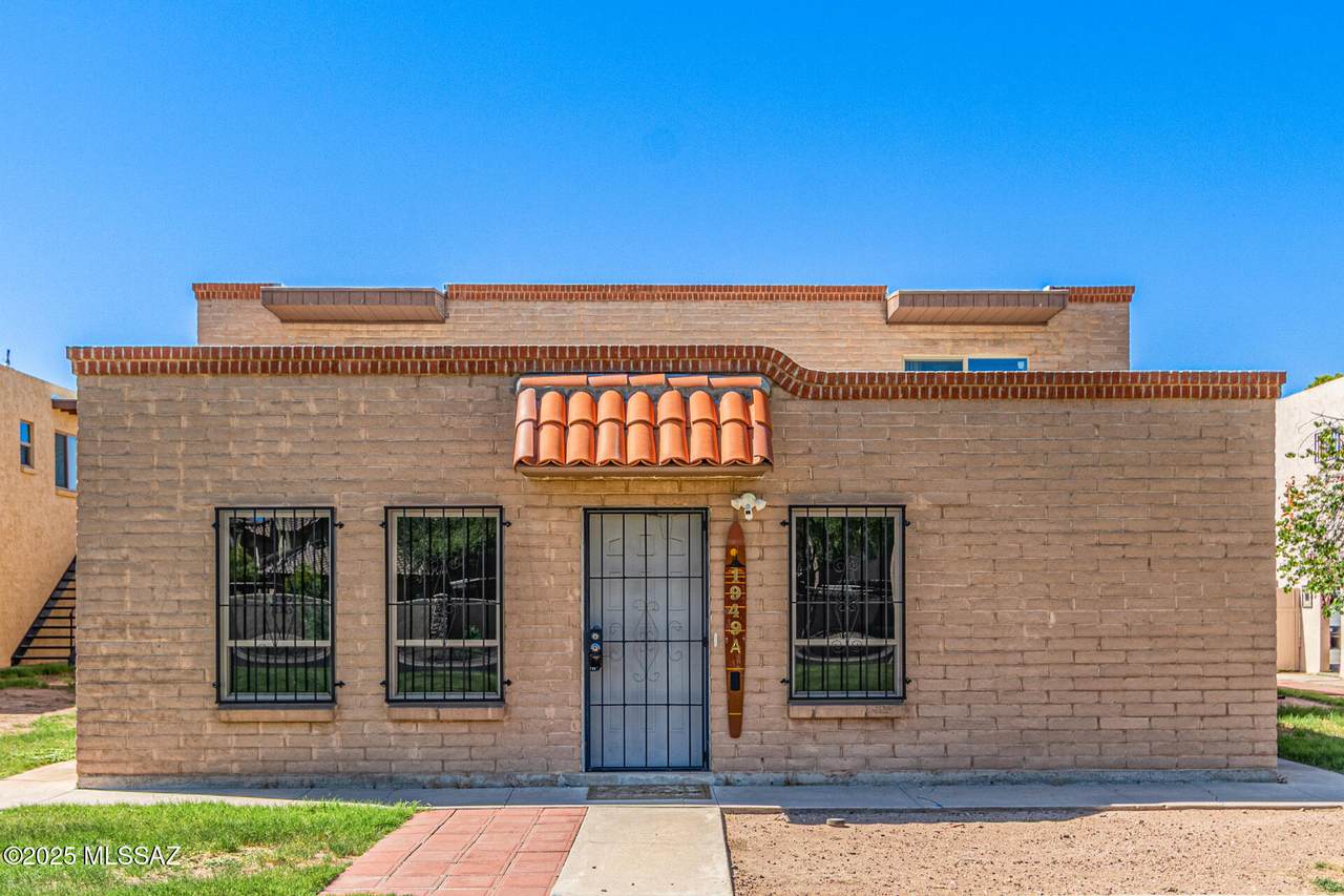 1949 Camino Serna - Photo 1