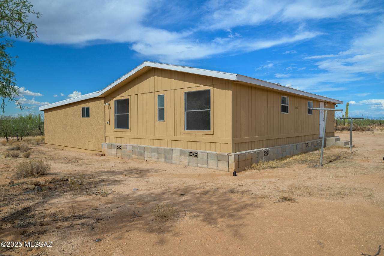8520 Comanche - Photo 1