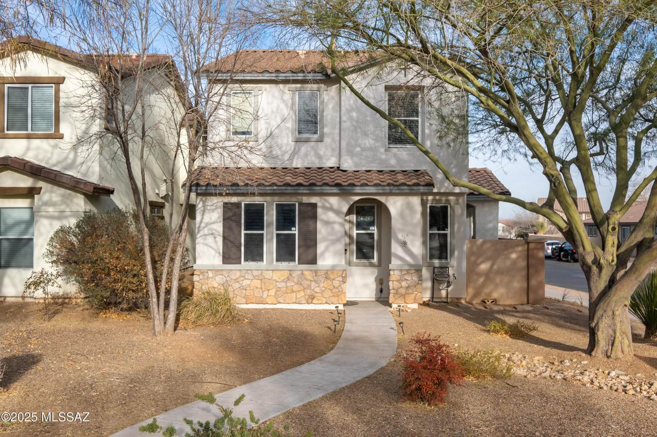 570 Paseo Celestial - Photo 1