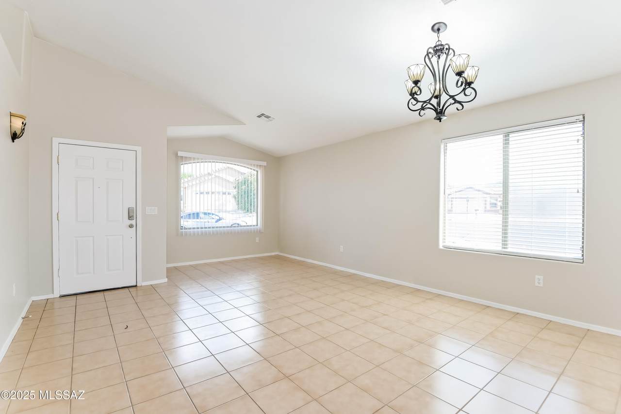 https://bt-photos.global.ssl.fastly.net/tucson/1280_boomver_1_22521051-2.jpg