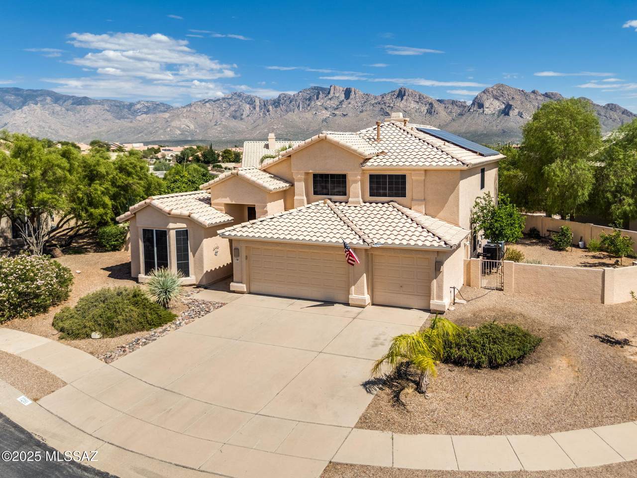 11268 Running River Place - Photo 1