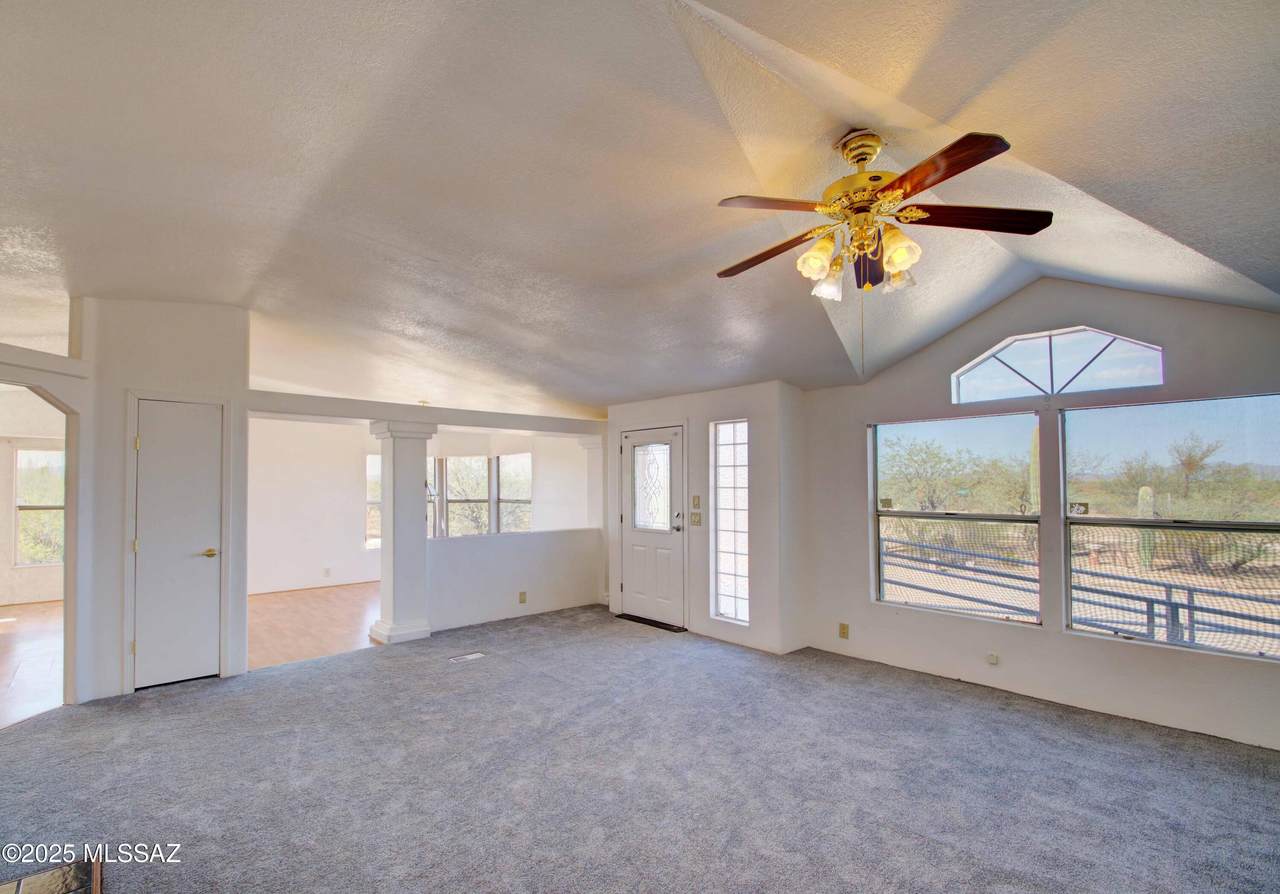 https://bt-photos.global.ssl.fastly.net/tucson/1280_boomver_1_22521781-2.jpg