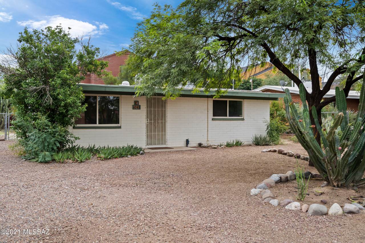 4048 Fremont Avenue - Photo 1