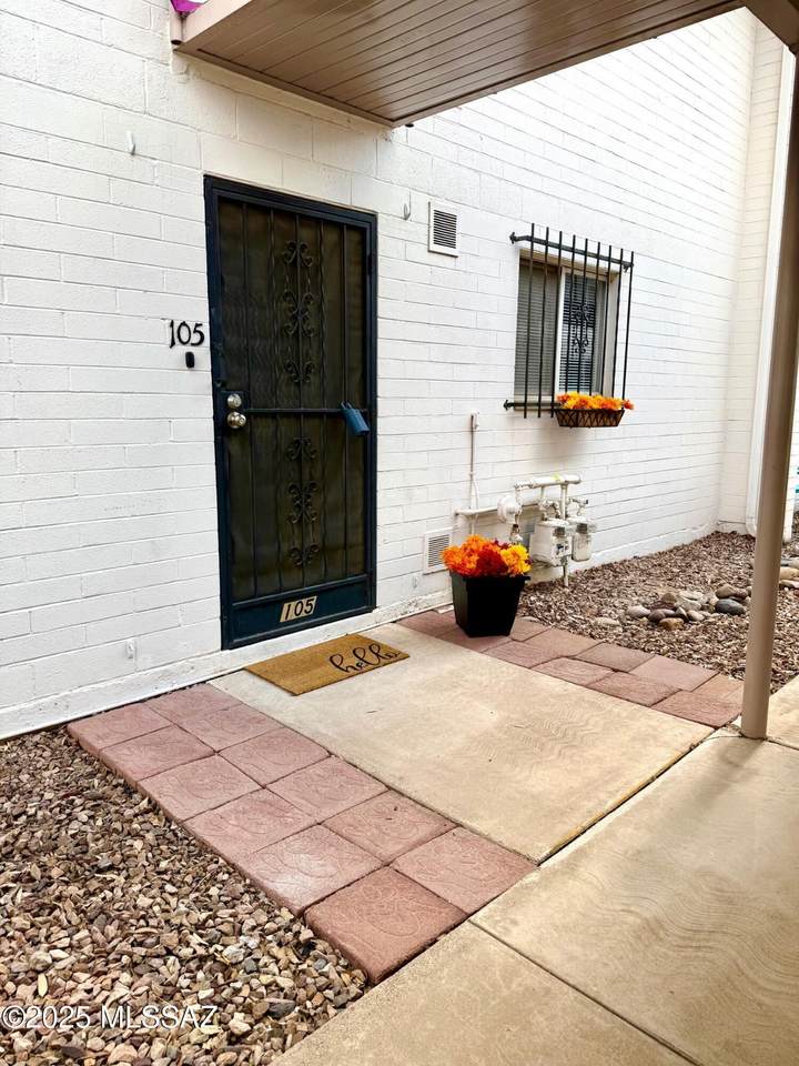 1776 Palo Verde Avenue - Photo 1