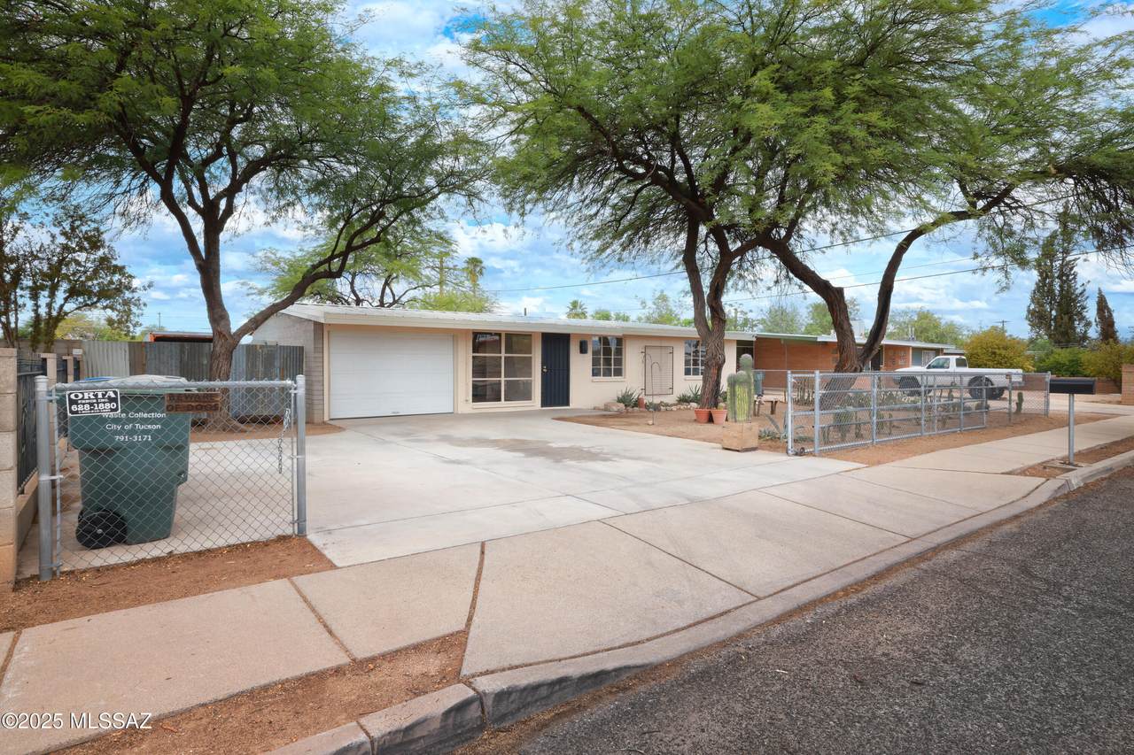 2018 Longfellow Place - Photo 1