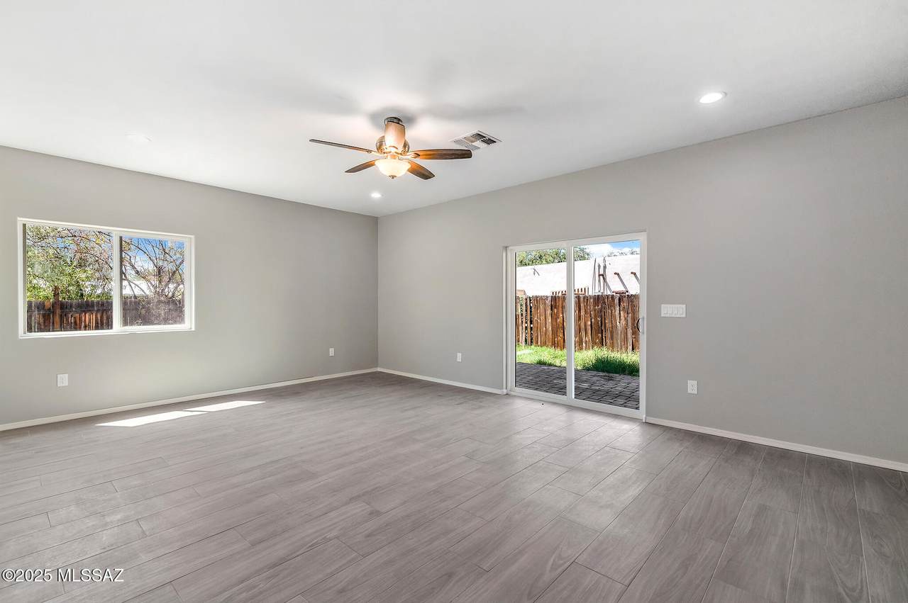 https://bt-photos.global.ssl.fastly.net/tucson/1280_boomver_1_22522512-2.jpg