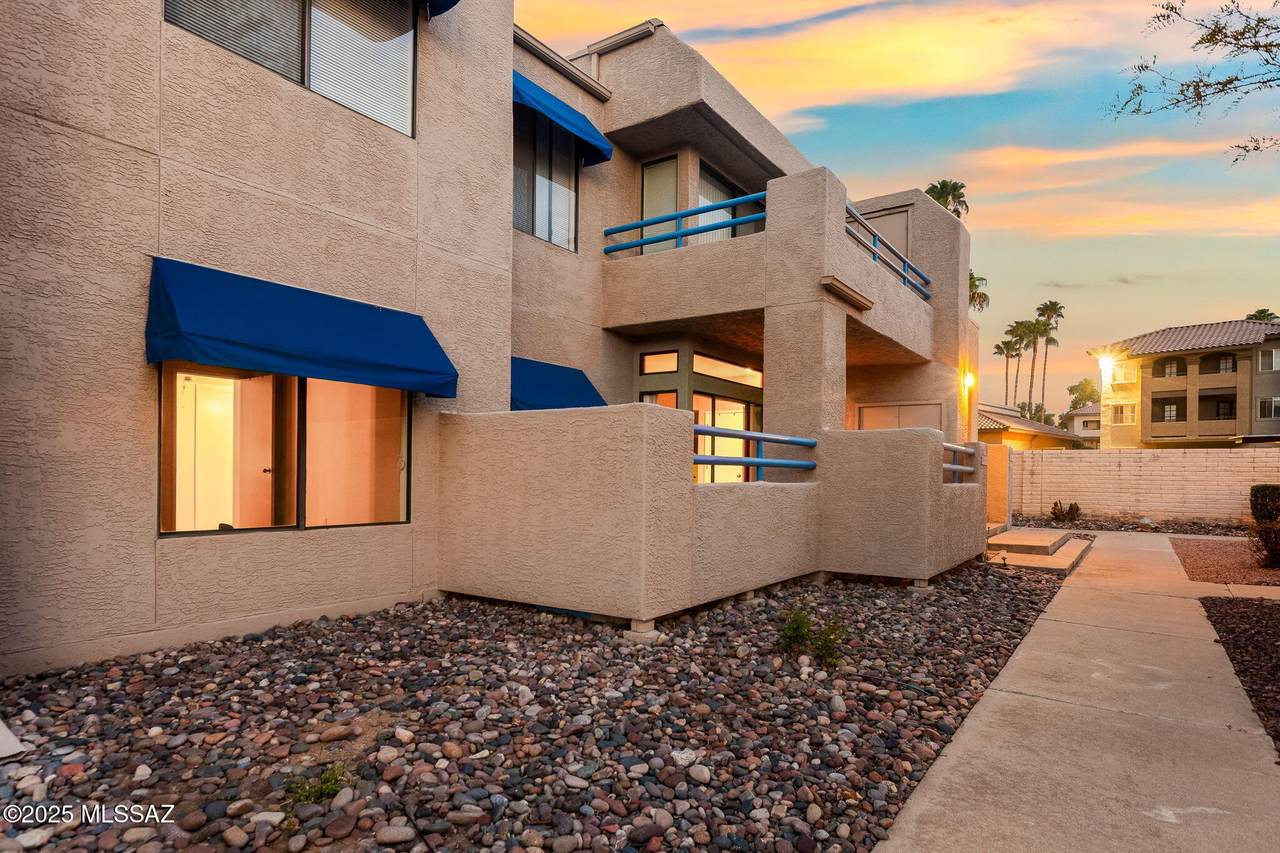 7916 Colette Circle - Photo 1