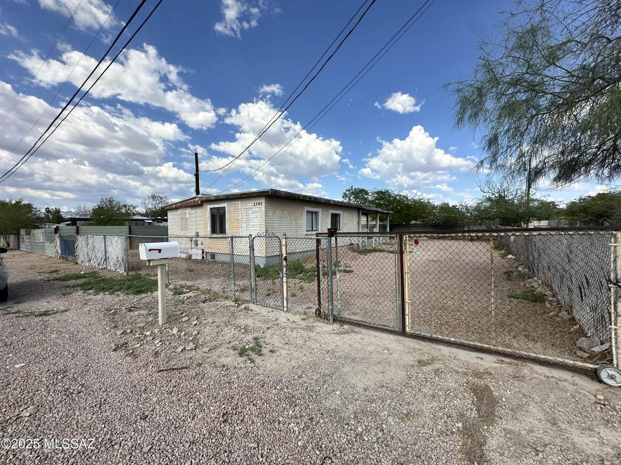 5545 Bonney Avenue - Photo 1
