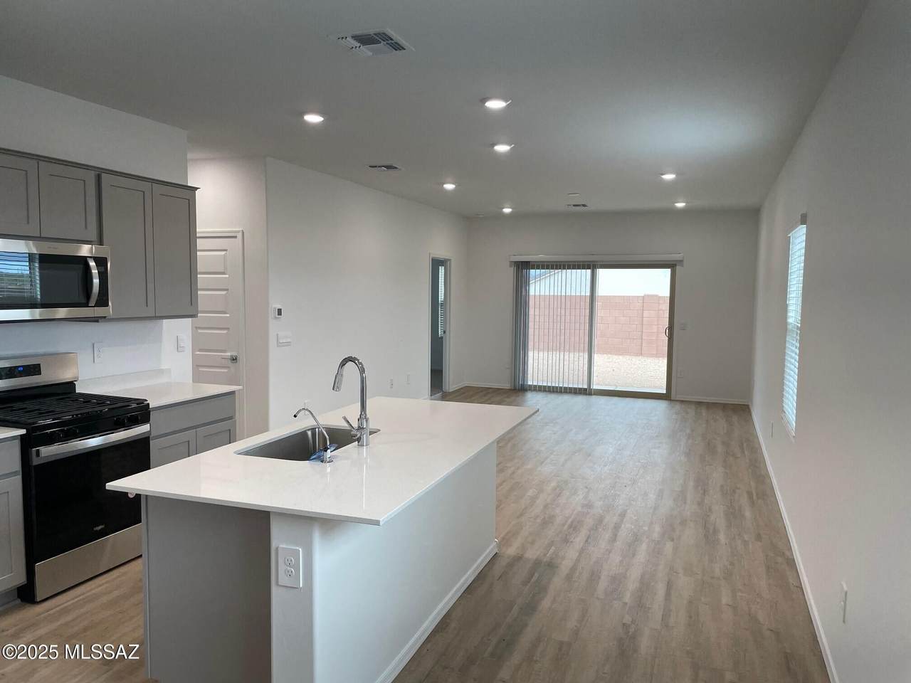 12165 Morris Carson Drive - Photo 1