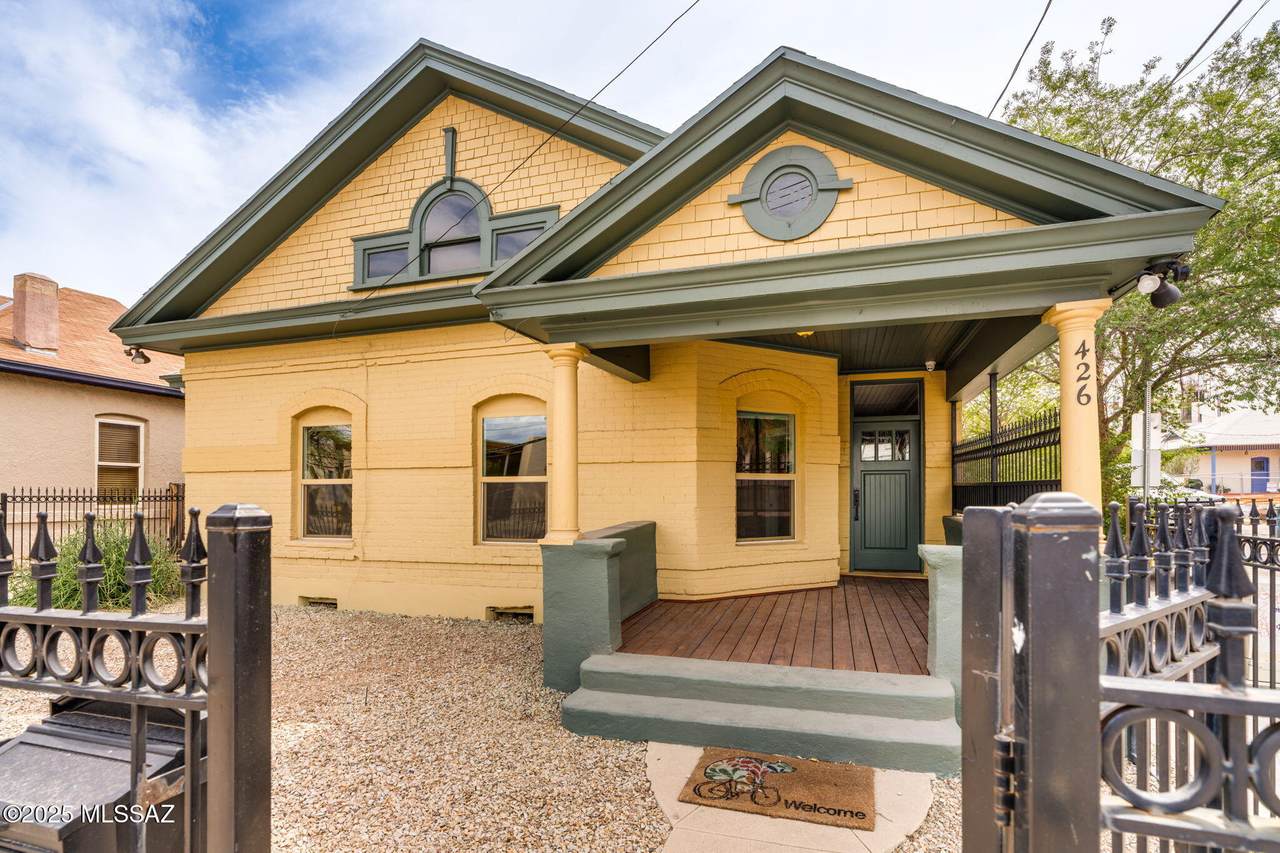 426 9th Street - Photo 1