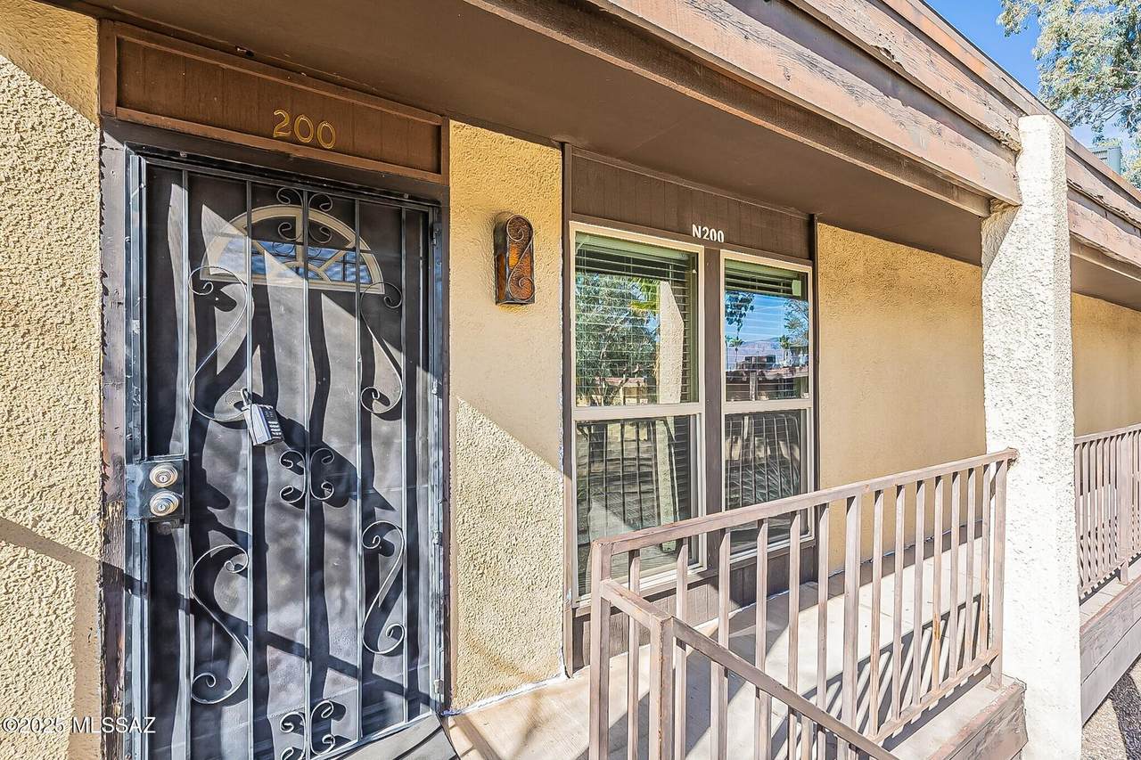 1620 Wilmot Road - Photo 1