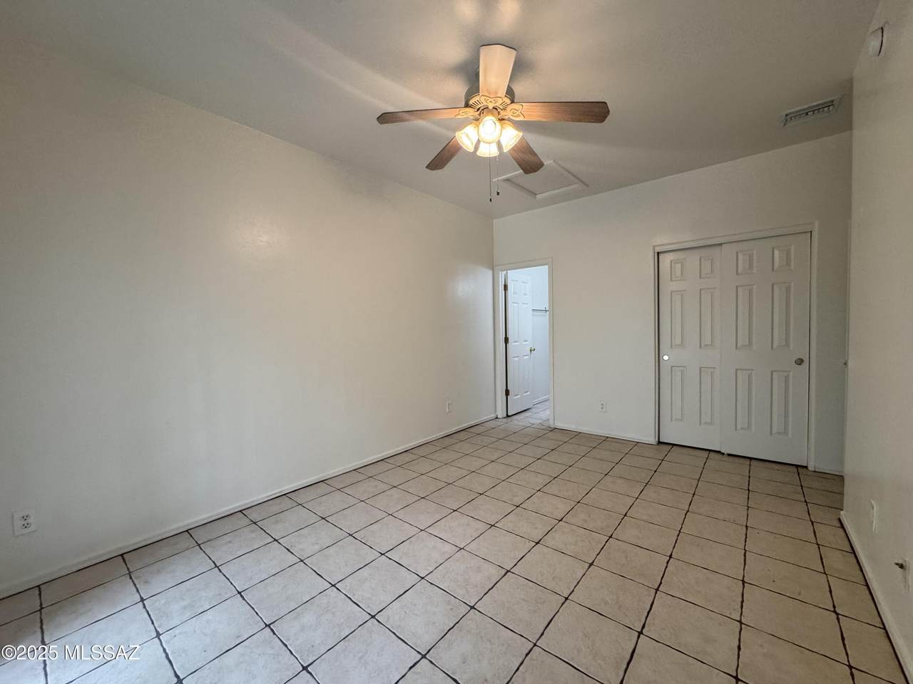 1035 Congress Street - Photo 1