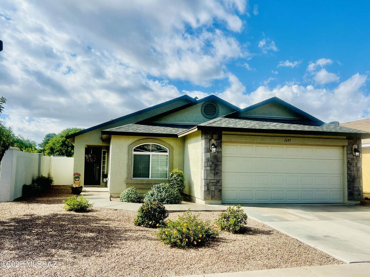 1697 Kelson Place - Photo 1