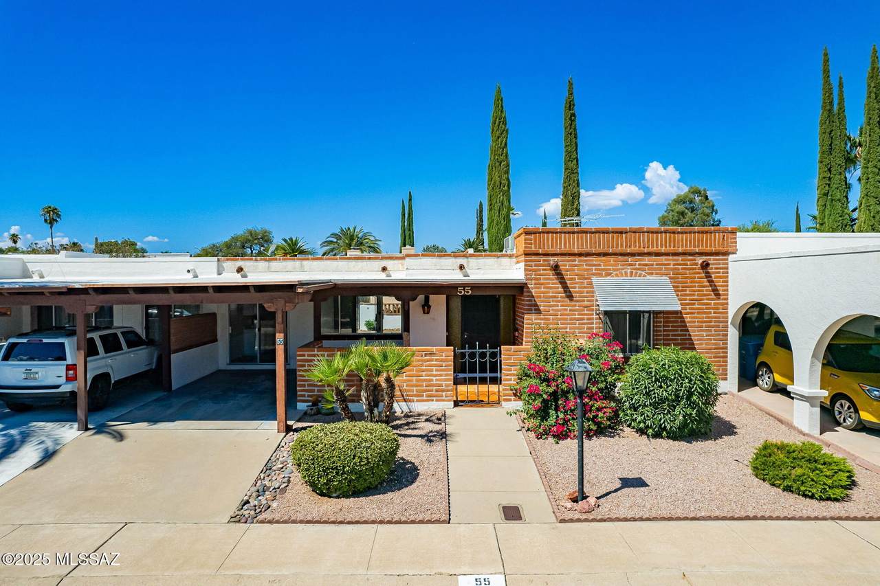 55 Los Pinos - Photo 1