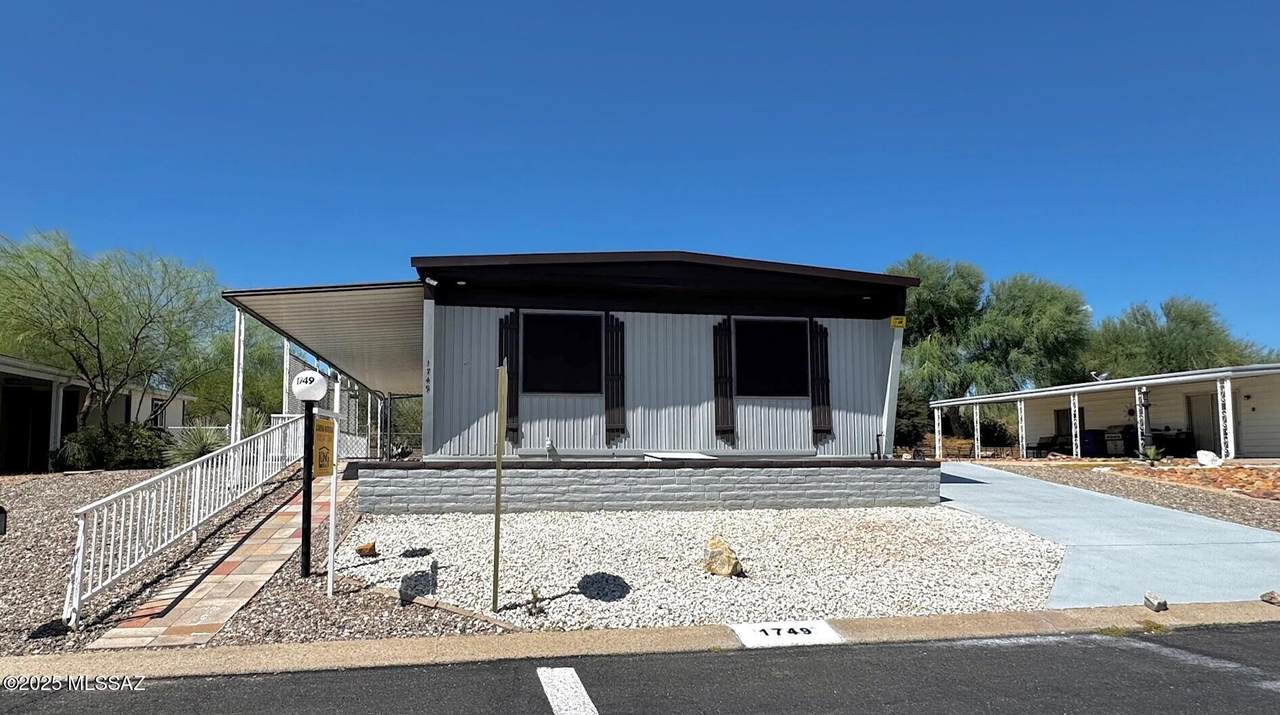 1749 Pacana Way - Photo 1