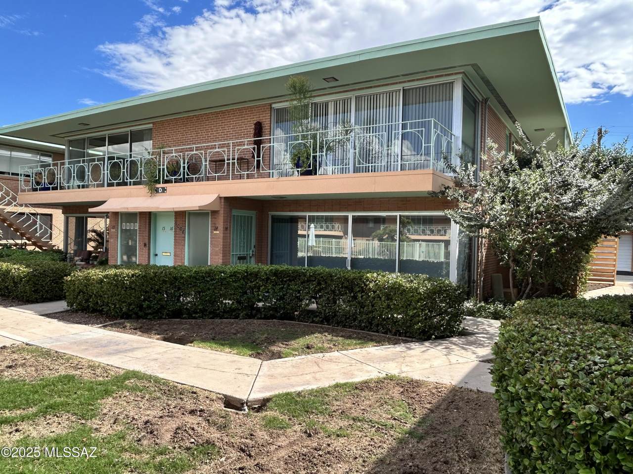 3008 6th Street - Photo 1