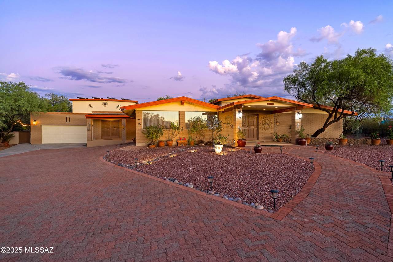 https://bt-photos.global.ssl.fastly.net/tucson/1280_boomver_1_22525317-2.jpg