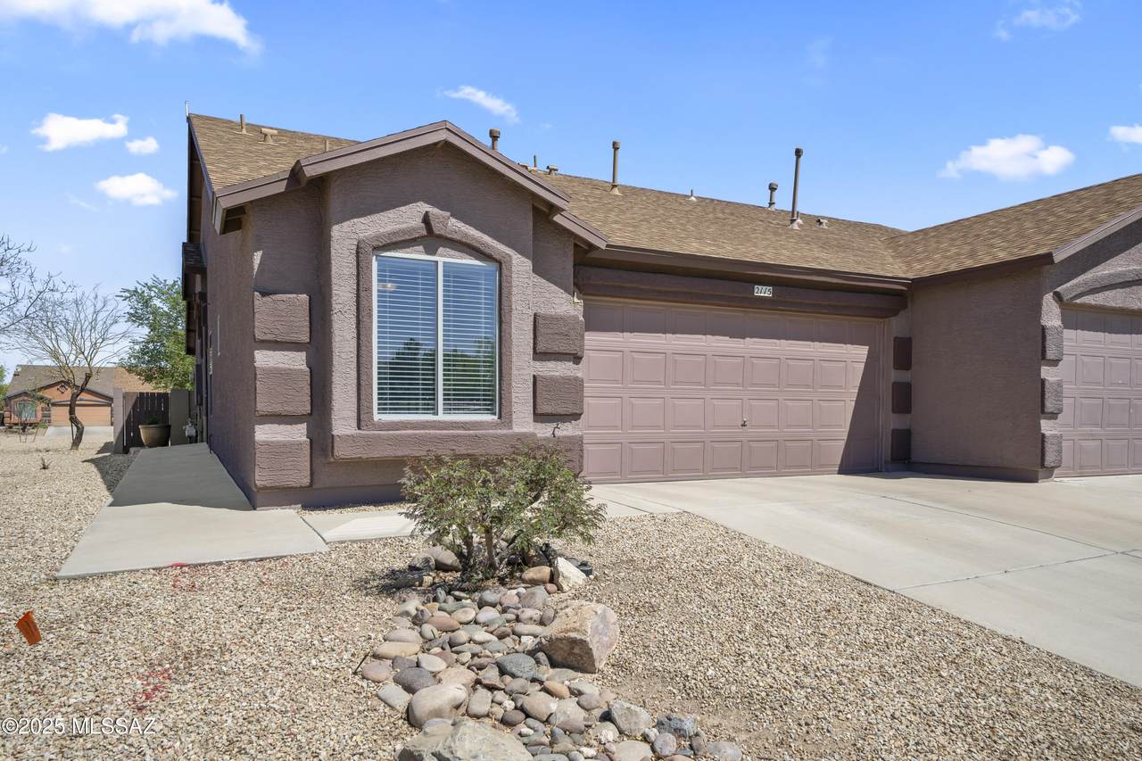 2115 Calle Gran Desierto - Photo 1