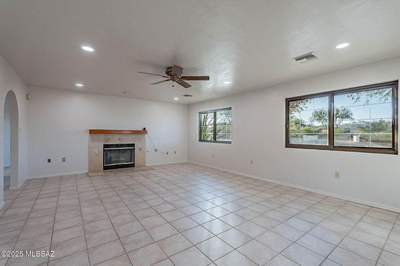 https://bt-photos.global.ssl.fastly.net/tucson/1280_boomver_1_22526184-2.jpg