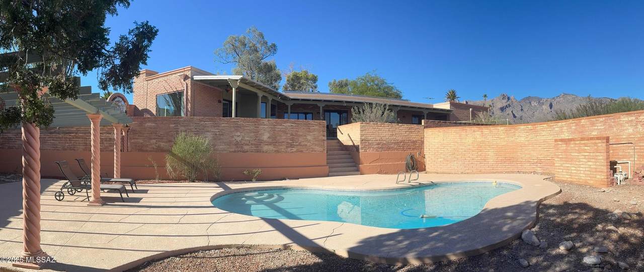 5850 Campbell Avenue - Photo 1