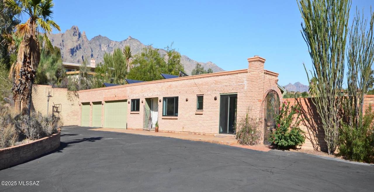 https://bt-photos.global.ssl.fastly.net/tucson/orig_boomver_1_22526347-2.jpg