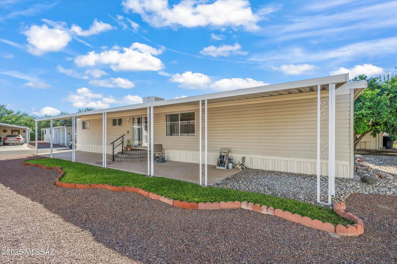 7570 Speedway Boulevard - Photo 1