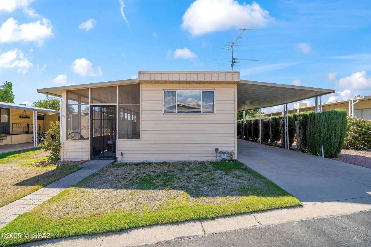 7570 Speedway Boulevard - Photo 1