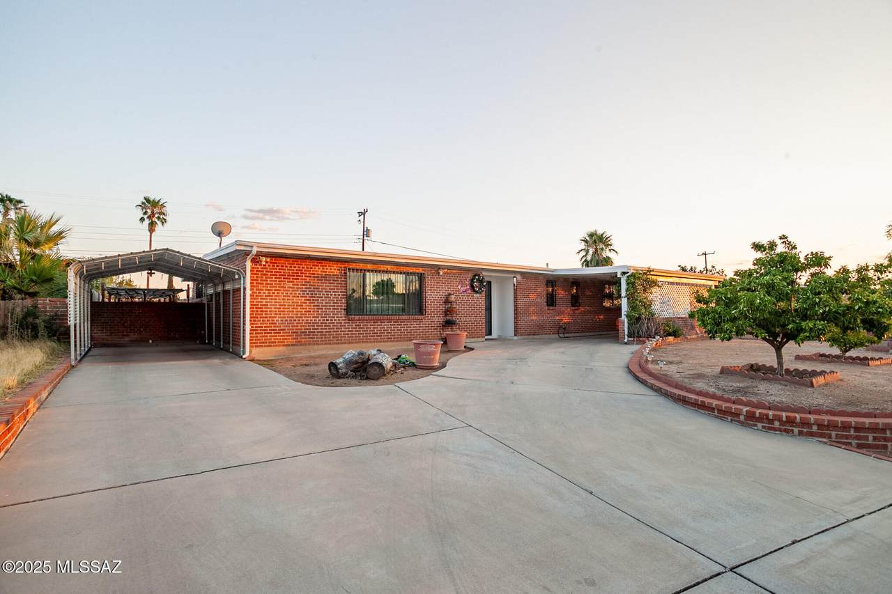 https://bt-photos.global.ssl.fastly.net/tucson/1280_boomver_1_22526983-2.jpg