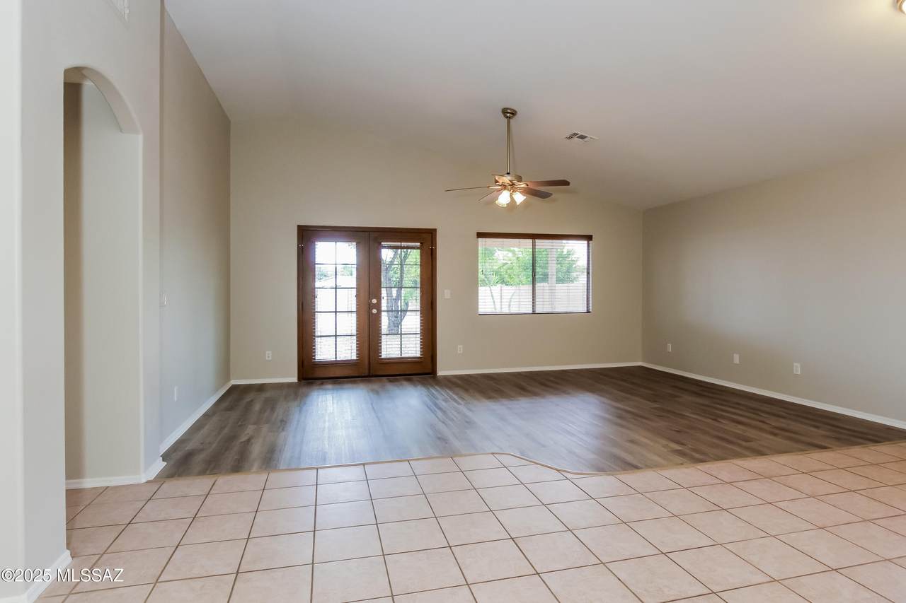 https://bt-photos.global.ssl.fastly.net/tucson/1280_boomver_1_22527086-2.jpg