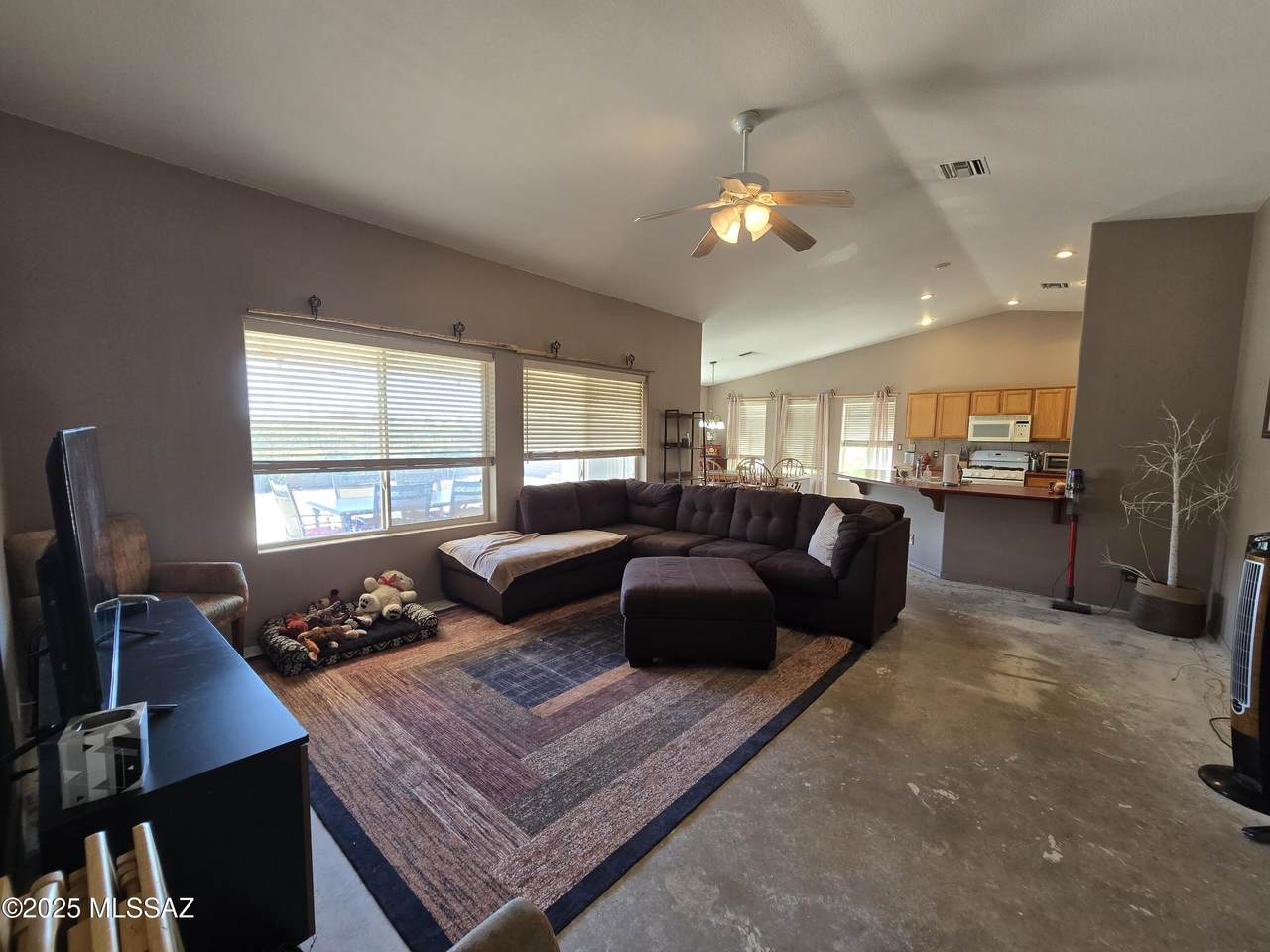 https://bt-photos.global.ssl.fastly.net/tucson/1280_boomver_1_22527151-2.jpg