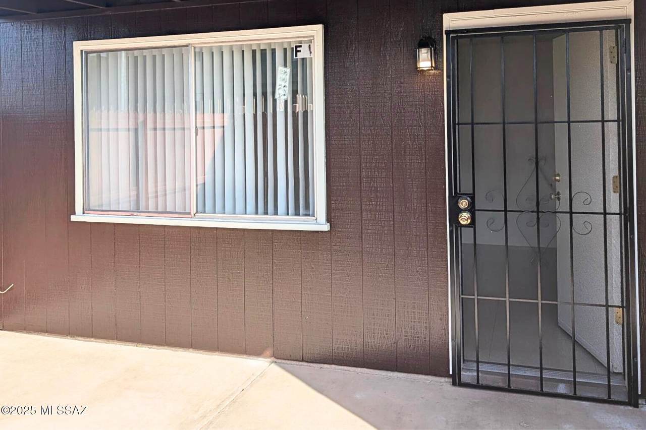 2625 Alvernon Way - Photo 1