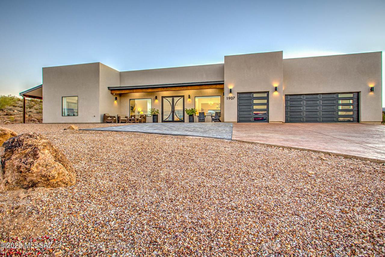 1907 El Moraga Drive - Photo 1