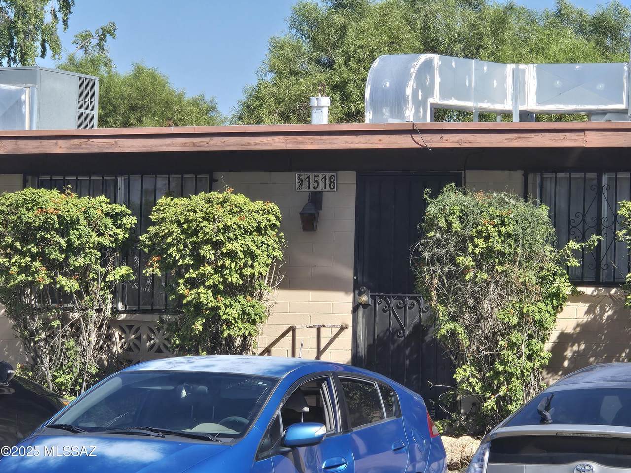 1518 Knox Street - Photo 1