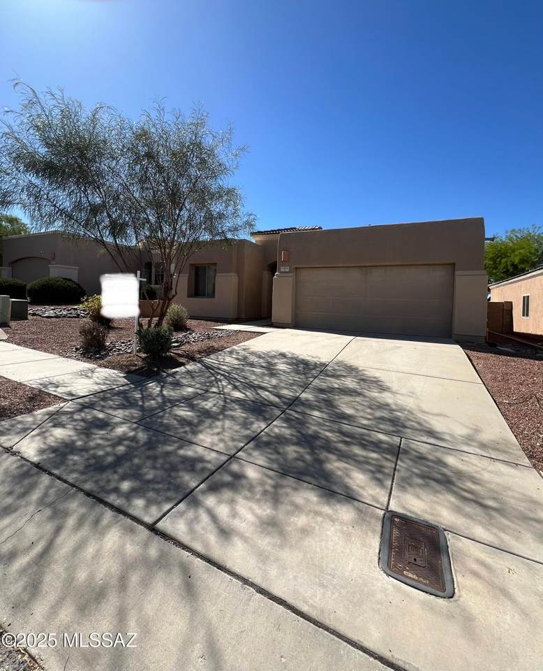  Address Not Published - Photo 1